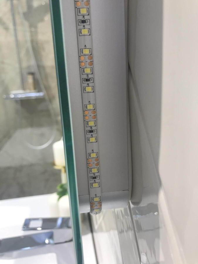 Зеркало 600х800 Led антизапотевание часы Esbano ES-2073HDS