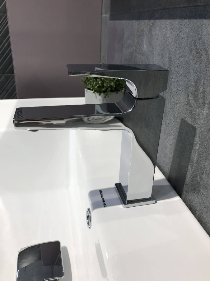 Смеситель для раковины Hansgrohe Metropol 32506000 хром