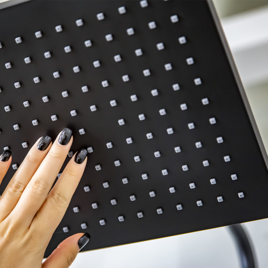 Душевая стойка AVS Cube черный матовый Душевая стойка AVS Cube черный матовый