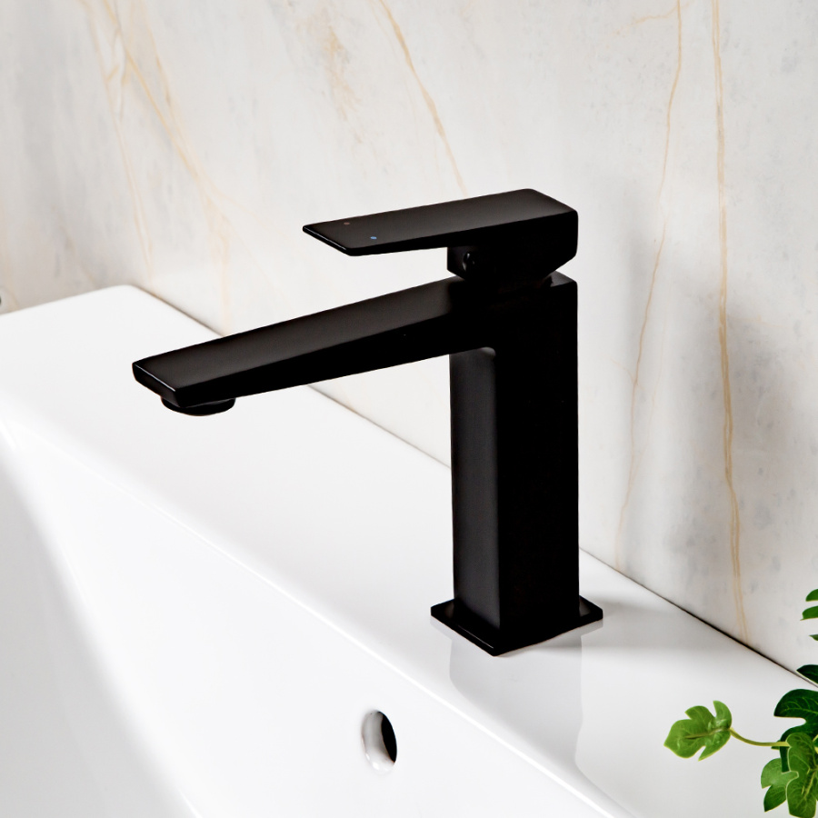 Смеситель для раковины AVS New Cube черный матовый