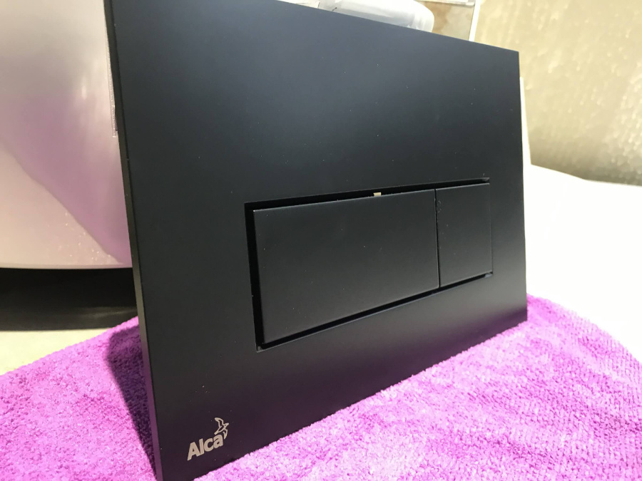 Кнопка смыва Alcaplast M578-Black черная матовая