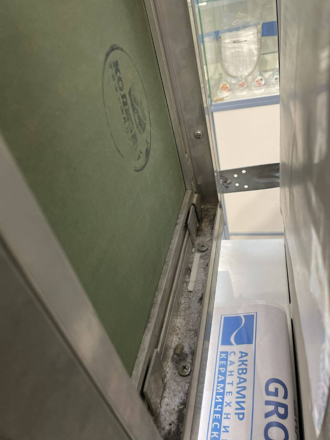 Люк под плитку 200х300 Т34 Revizor 2030 T34 Люк под плитку 200х300 Т34 Revizor 2030 T34