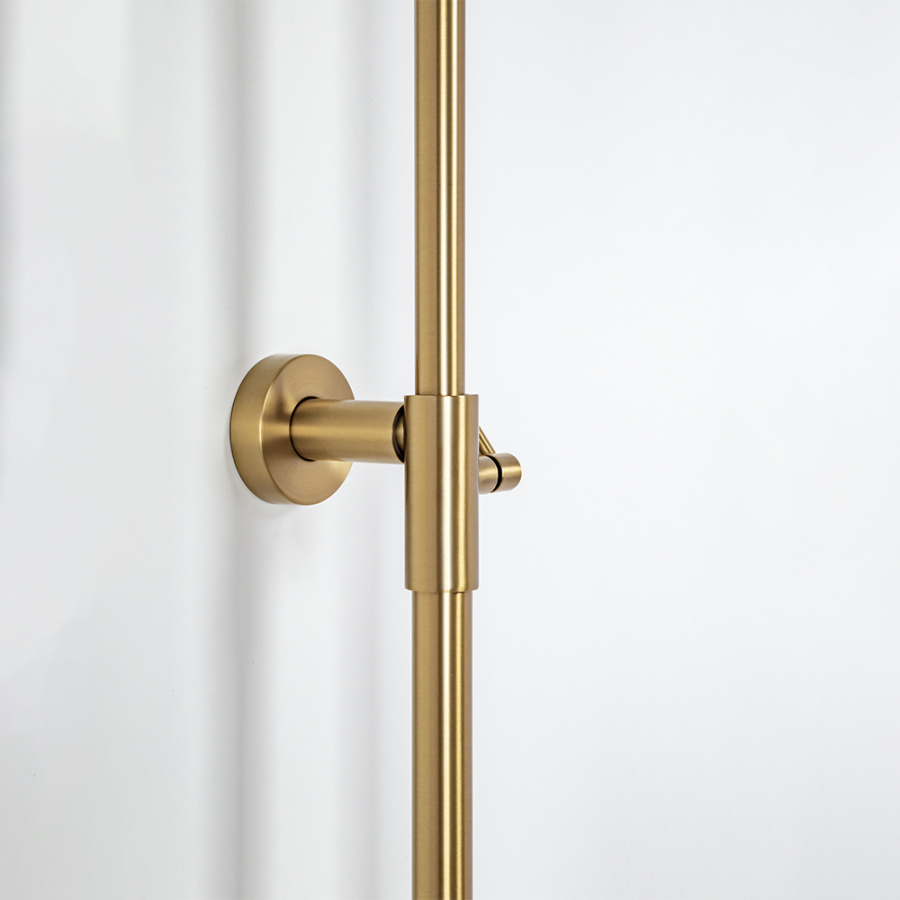 Душевая стойка AVS Slimmer с термостатом, брашированное золото Душевая стойка AVS Slimmer с термостатом, брашированное золото