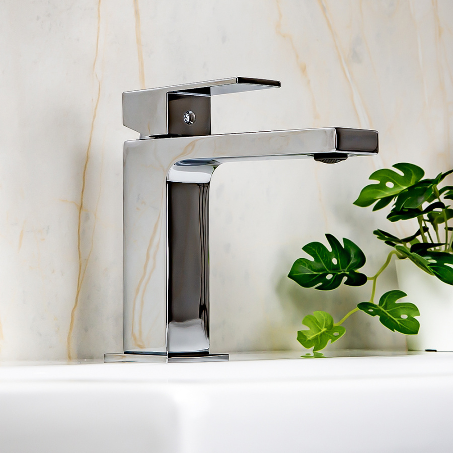 Смеситель для раковины AVS Cube хром