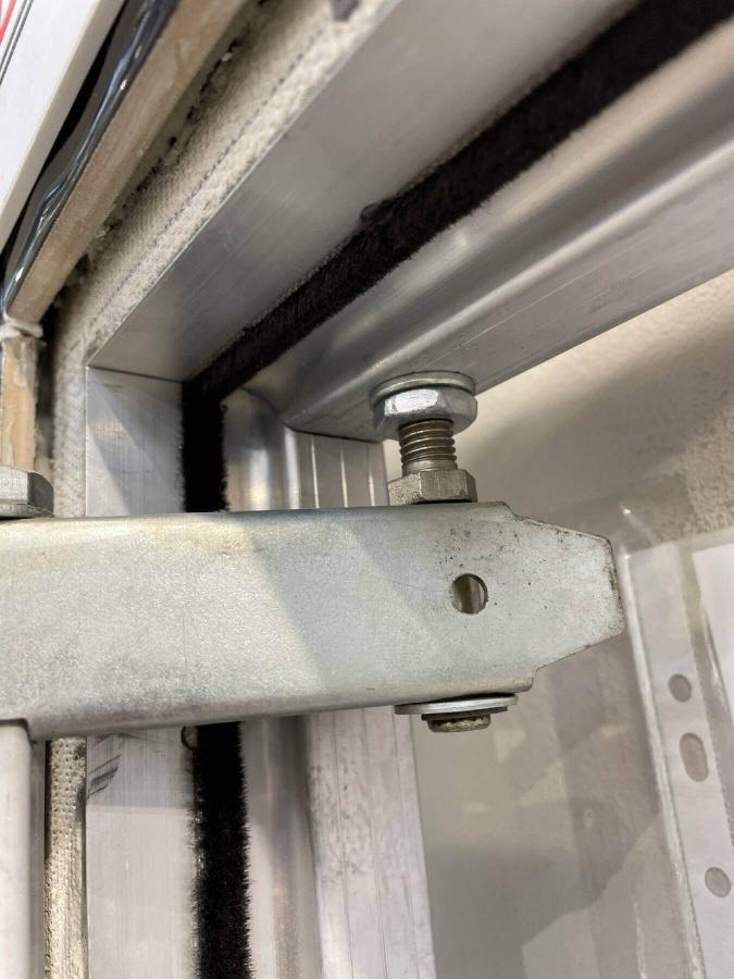 Люк под плитку 600х800 Алюклик-М Revizor АКМ6080 Люк под плитку 600х800 Алюклик-М Revizor АКМ6080