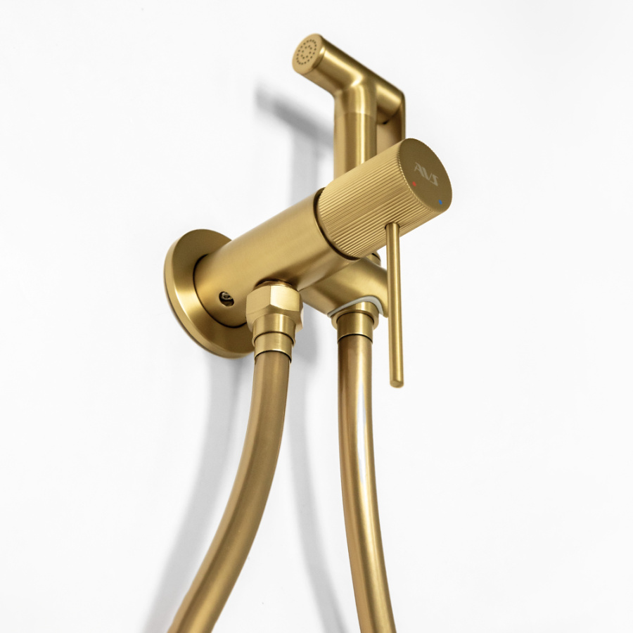 Гигиенический душ со смесителем AVS Pulse брашированное золото Гигиенический душ со смесителем AVS Pulse брашированное золото
