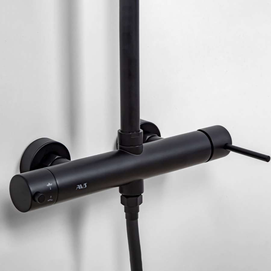 Душевая стойка AVS Slimmer 811-151-MB черный матовый Душевая стойка AVS Slimmer 811-151-MB черный матовый