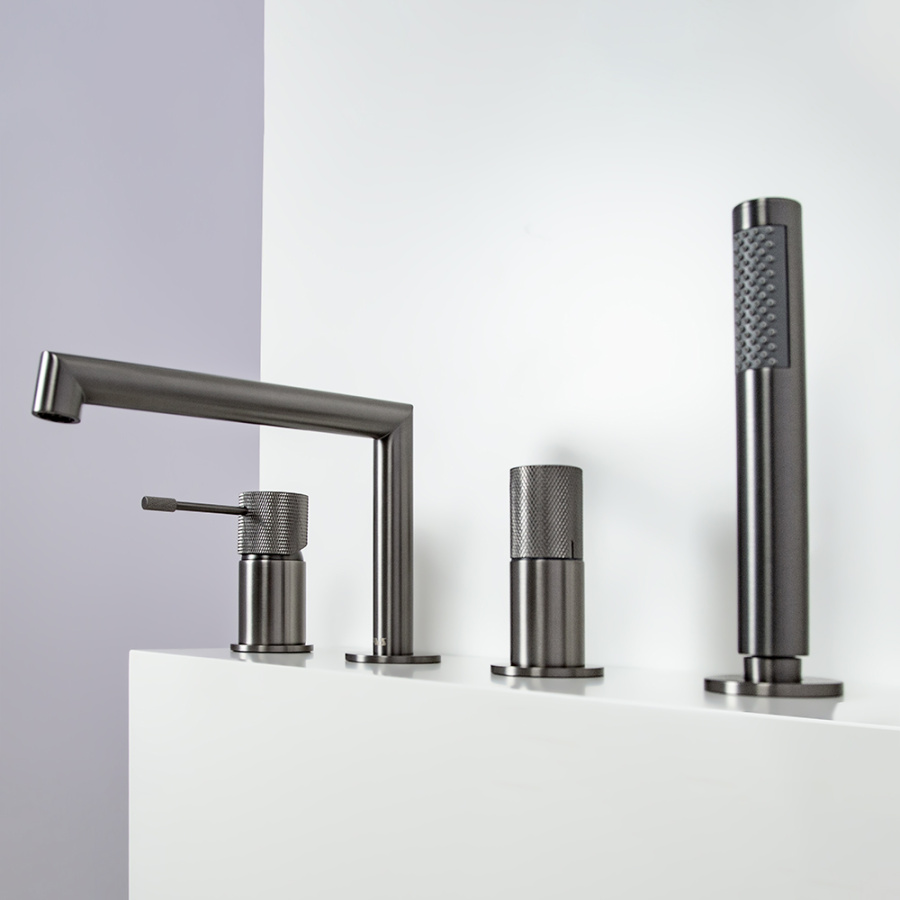 Смеситель на борт ванны AVS Seeme оружейная сталь Смеситель на борт ванны AVS Seeme оружейная сталь