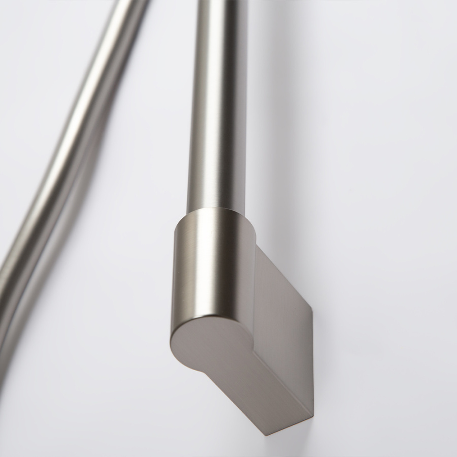 Душевой гарнитур AVS брашированный никель Душевой гарнитур AVS брашированный никель