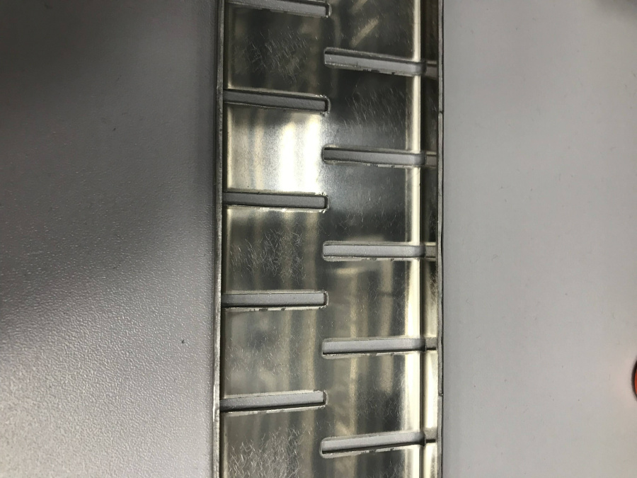 Водоотводящий желоб 850 мм D40 MEDIUM CH850MN2 Водоотводящий желоб 850 мм D40 MEDIUM CH850MN2