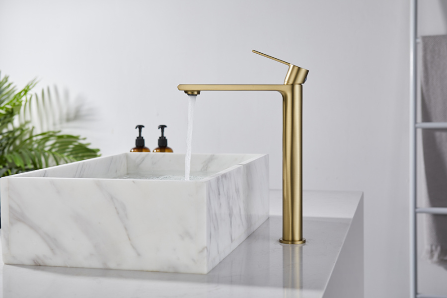 Смеситель для раковины AVS Elegant высокий, брашированное золото Смеситель для раковины AVS Elegant высокий, брашированное золото