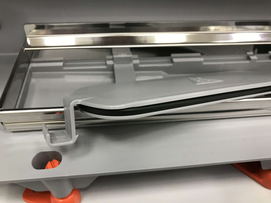 Водоотводящий желоб 850 мм D40 MEDIUM CH850MN2 Водоотводящий желоб 850 мм D40 MEDIUM CH850MN2