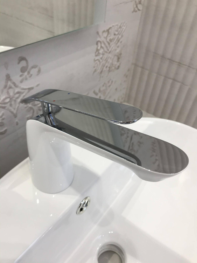 Смеситель для раковины Lemark Melange LM4906CW белый