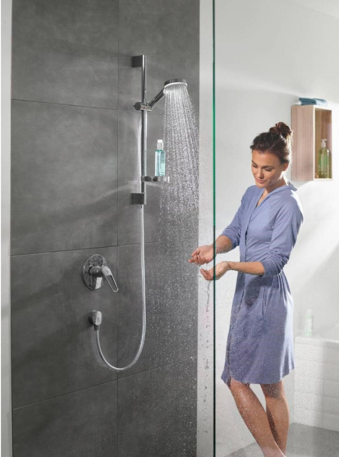 Смеситель для душа Hansgrohe Novus Loop 71365000+01800180 хром Смеситель для душа Hansgrohe Novus Loop 71365000+01800180 хром