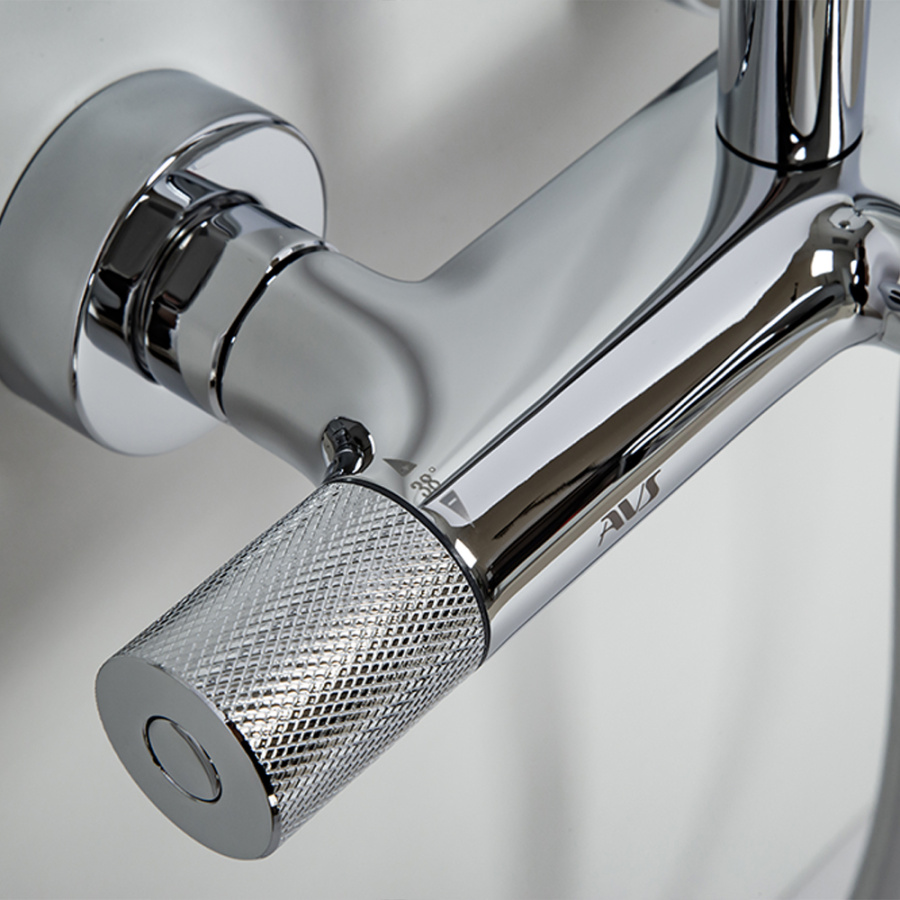 Душевая стойка AVS Seeme хром Душевая стойка AVS Seeme хром