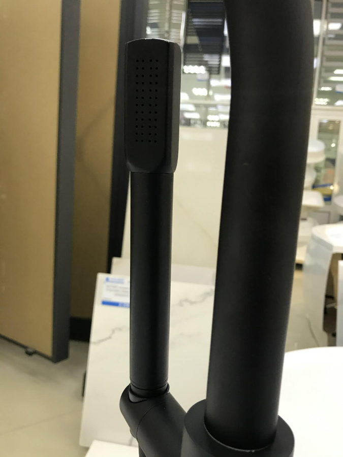 Смеситель для ванны с душем Boheme Uno 469-B напольный, черный матовый