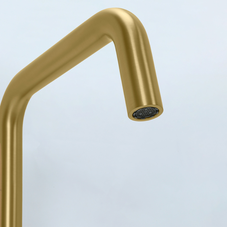 Смеситель для кухни AVS брашированное золото