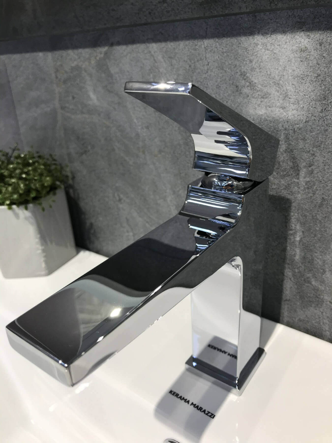 Смеситель для раковины Hansgrohe Metropol 32506000 хром