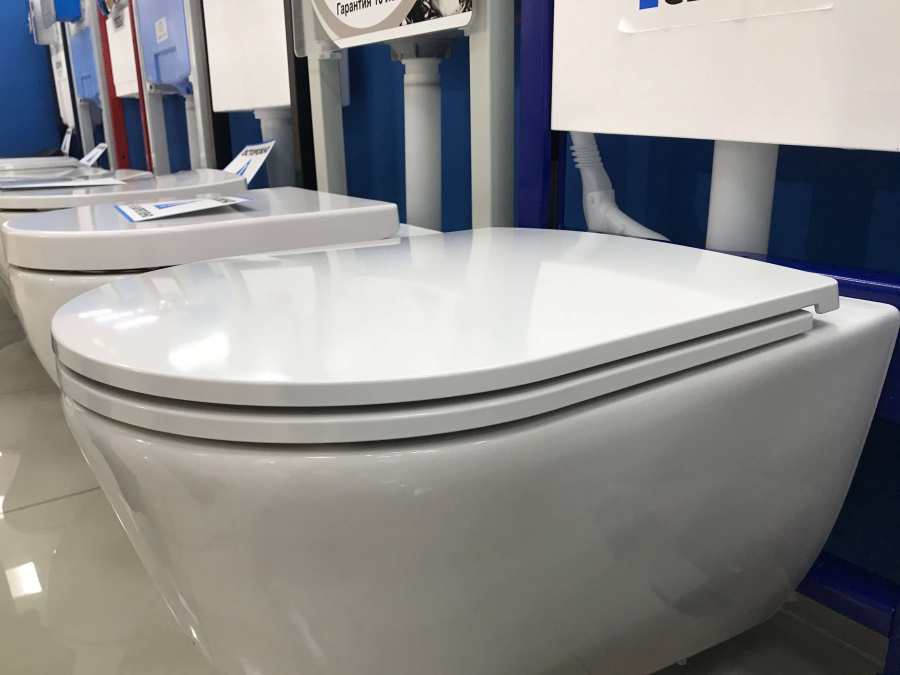 Крышка-сиденье Laufen Pro New 8.9896.6.000.000.1 с микролифтом