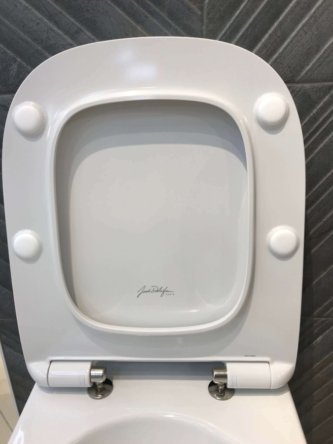 Крышка-сиденье Jacob Delafon Struktura E70025-00 с микролифтом Крышка-сиденье Jacob Delafon Struktura E70025-00 с микролифтом