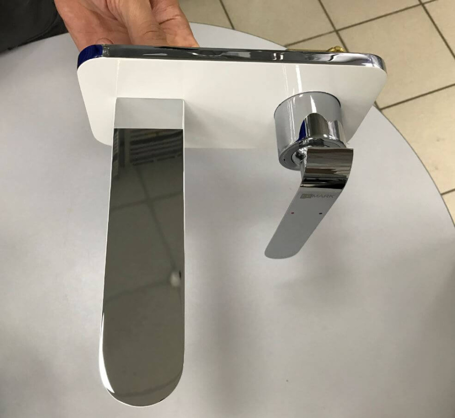 Смеситель для раковины Lemark Melange LM4926CW белый