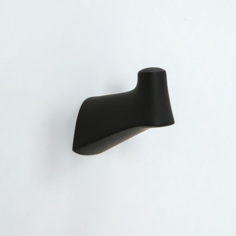 Крючок AVS Neo, черный