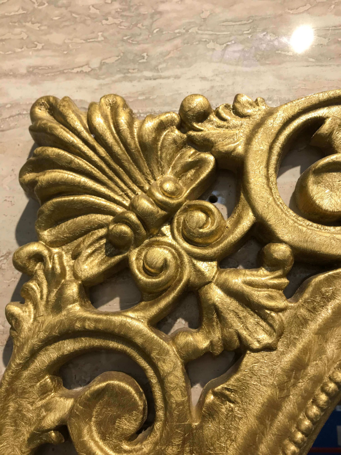 Зеркало 950х725 в раме золото Прагматика M-753-02