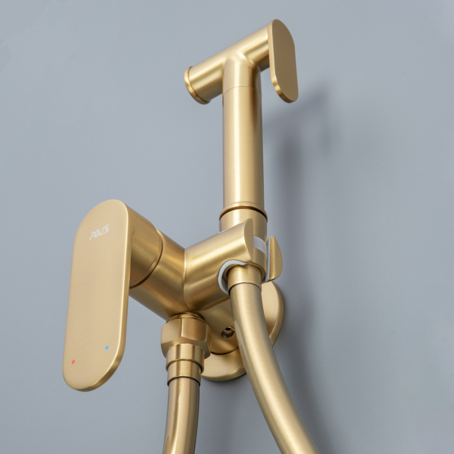 Гигиенический душ со смесителем AVS Beauty брашированное золото Гигиенический душ со смесителем AVS Beauty брашированное золото