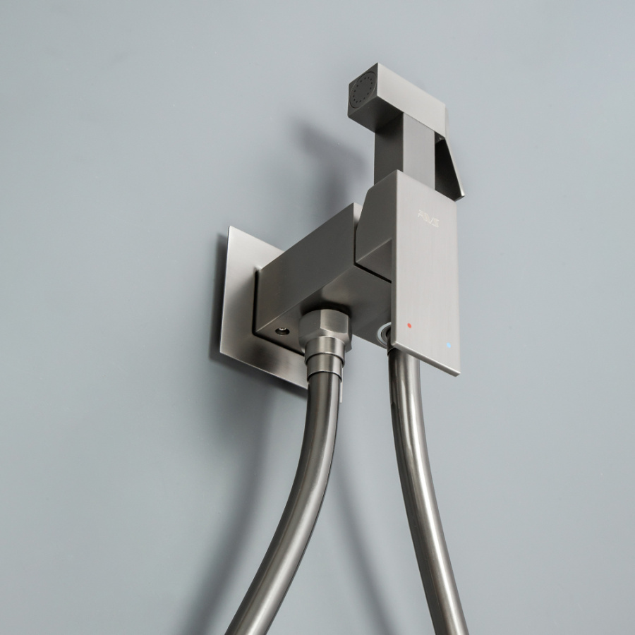 Гигиенический душ со смесителем AVS Cube оружейная сталь