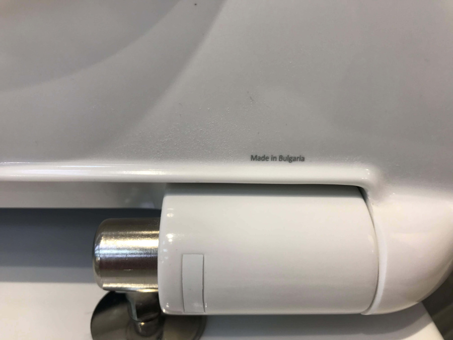 Крышка-сиденье Jacob Delafon Struktura E70025-00 с микролифтом Крышка-сиденье Jacob Delafon Struktura E70025-00 с микролифтом