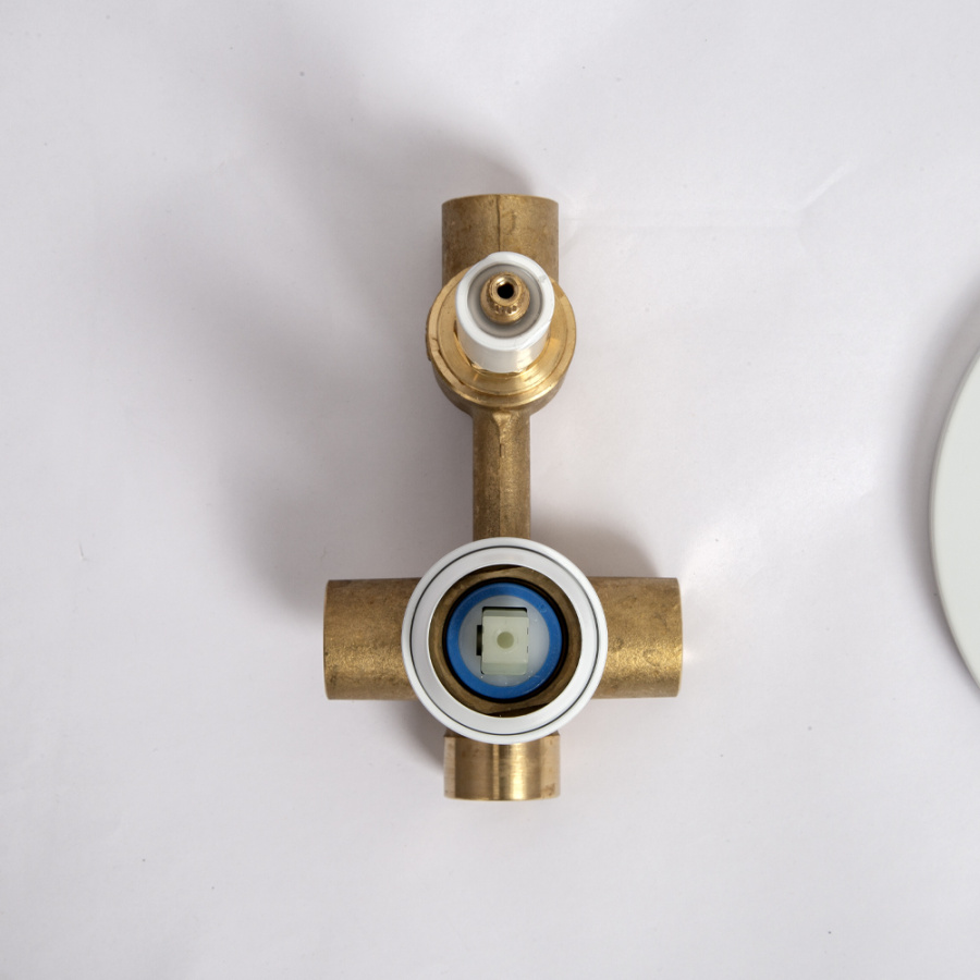 Душевой комплект AVS Slimmer 3в1 белый матовый Душевой комплект AVS Slimmer 3в1 белый матовый