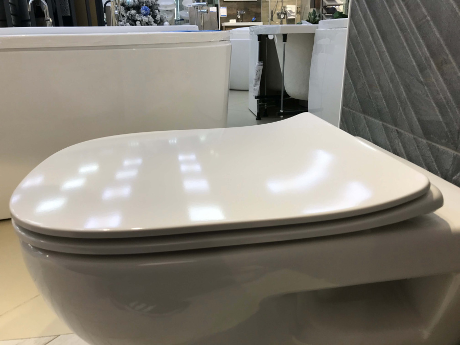 Крышка-сиденье Jacob Delafon Struktura E70025-00 с микролифтом Крышка-сиденье Jacob Delafon Struktura E70025-00 с микролифтом