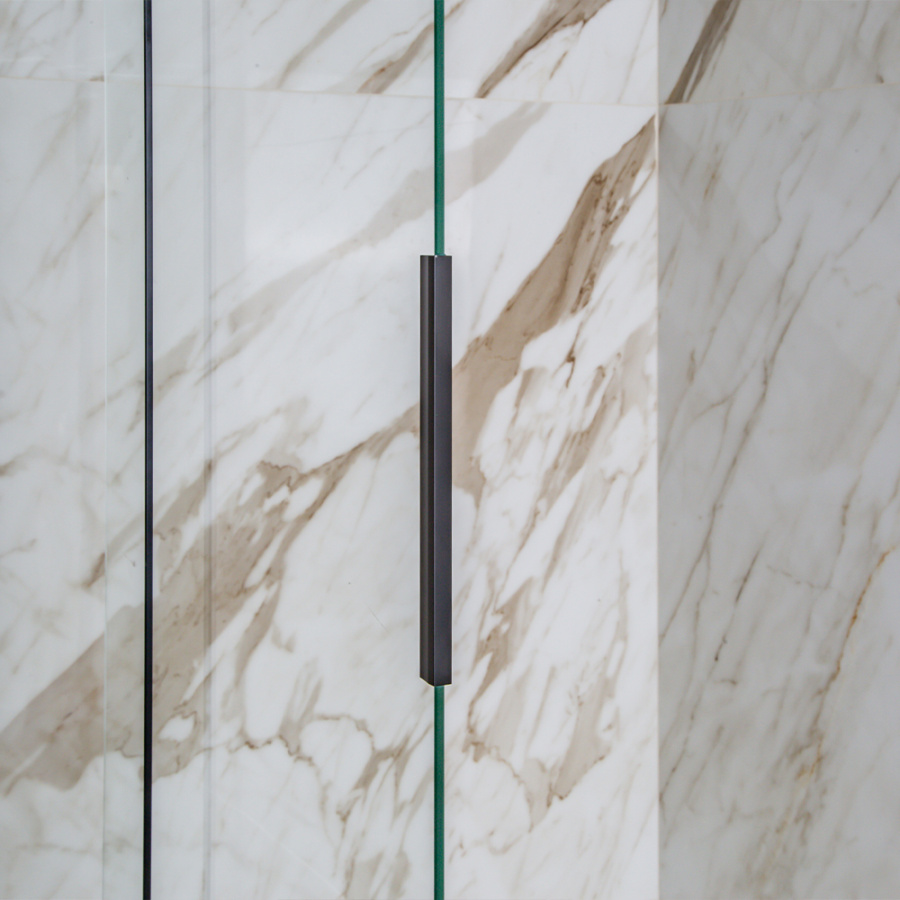 Шторка на ванну AVS Слайдер Плюс 80 профиль черный, стекло прозрачное Шторка на ванну AVS Слайдер Плюс 80 профиль черный, стекло прозрачное