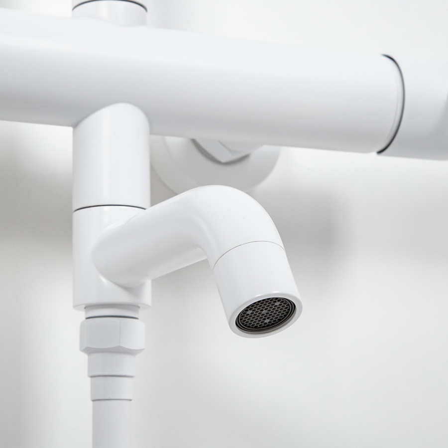 Душевая стойка AVS Slimmer белый матовый Душевая стойка AVS Slimmer белый матовый