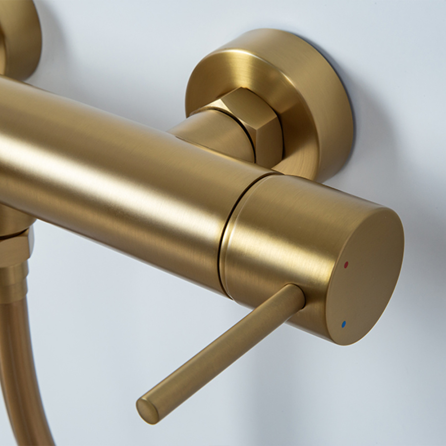 Смеситель для ванны с душем AVS Slimmer брашированное золото Смеситель для ванны с душем AVS Slimmer брашированное золото