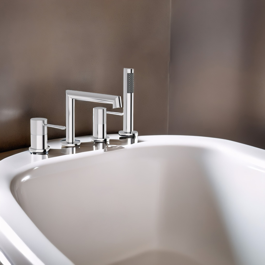 Смеситель на борт ванны AVS Seeme хром Смеситель на борт ванны AVS Seeme хром