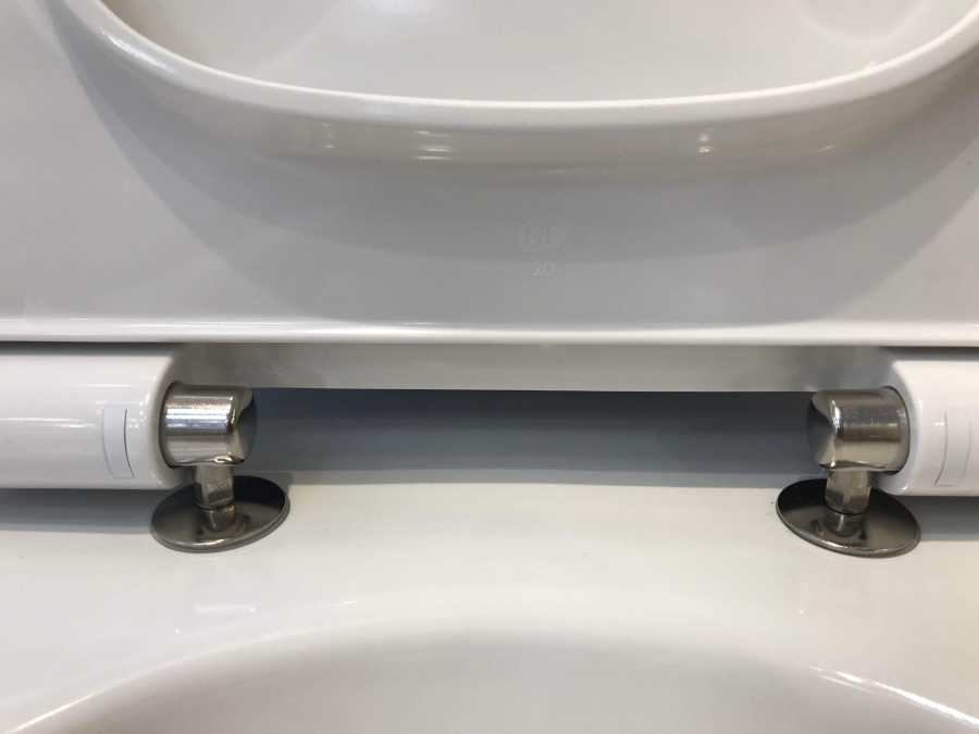 Крышка-сиденье Jacob Delafon Struktura E70025-00 с микролифтом Крышка-сиденье Jacob Delafon Struktura E70025-00 с микролифтом