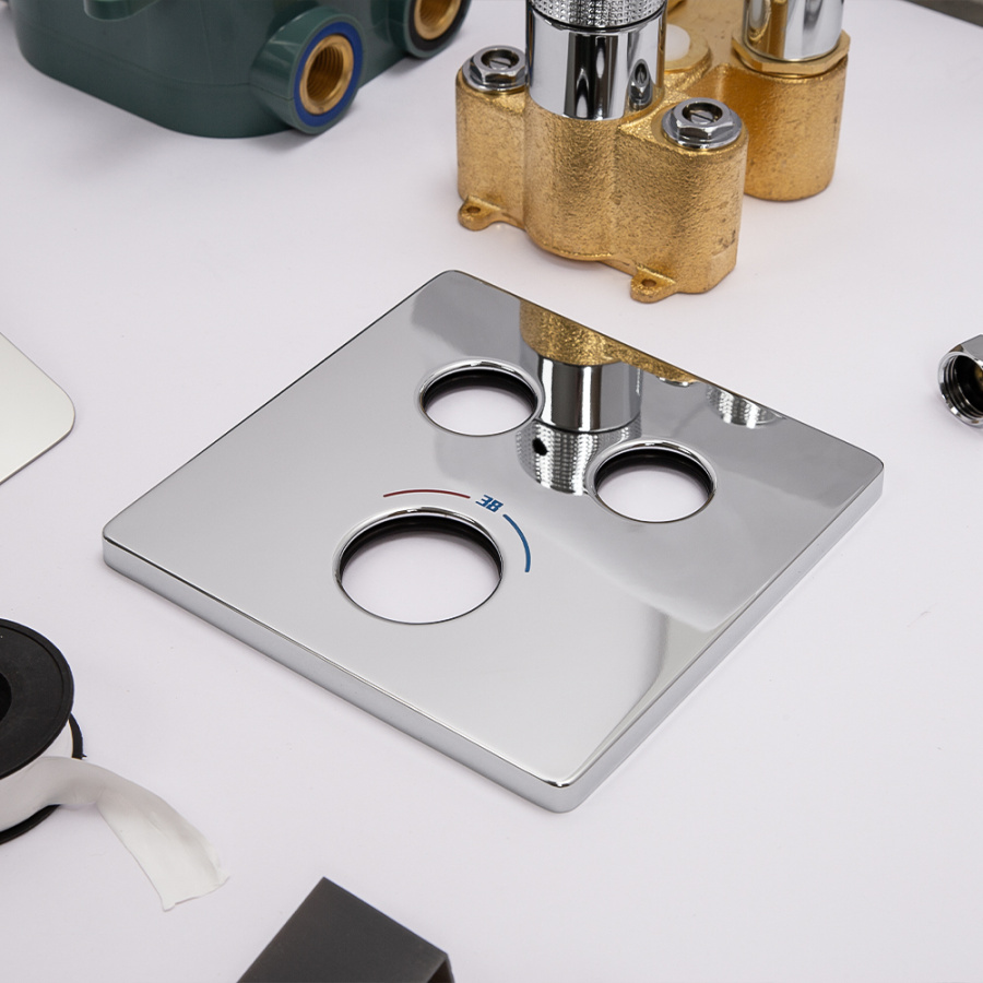 Душевой комплект AVS Luxury 3в1 квадратный, хром Душевой комплект AVS Luxury 3в1 квадратный, хром