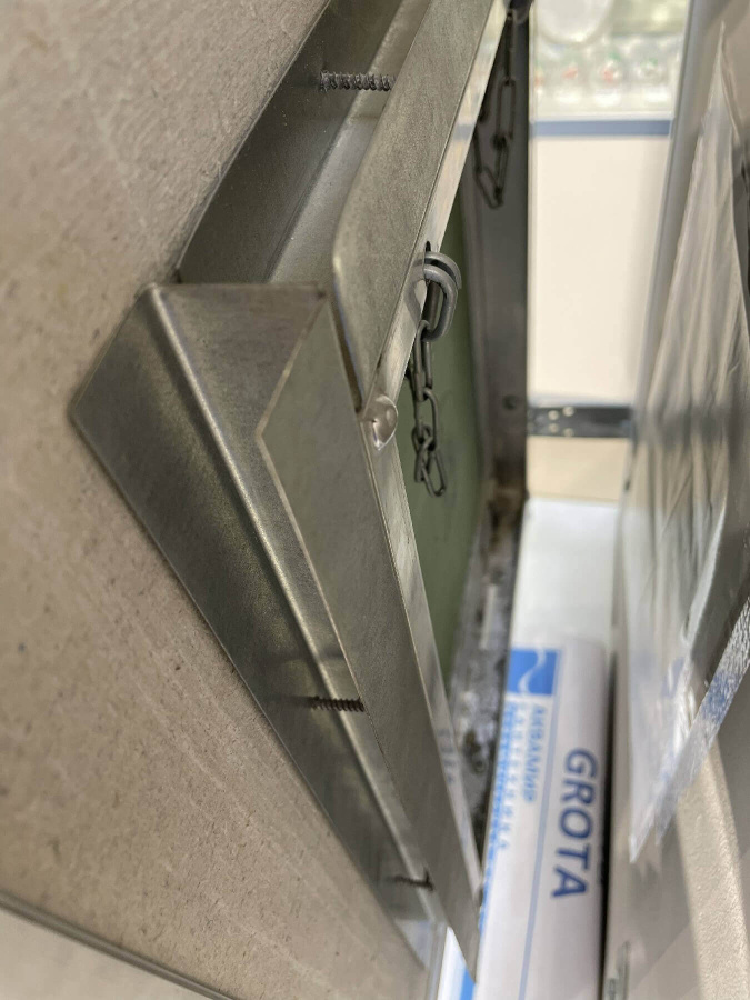 Люк под плитку 200х300 Т34 Revizor 2030 T34 Люк под плитку 200х300 Т34 Revizor 2030 T34