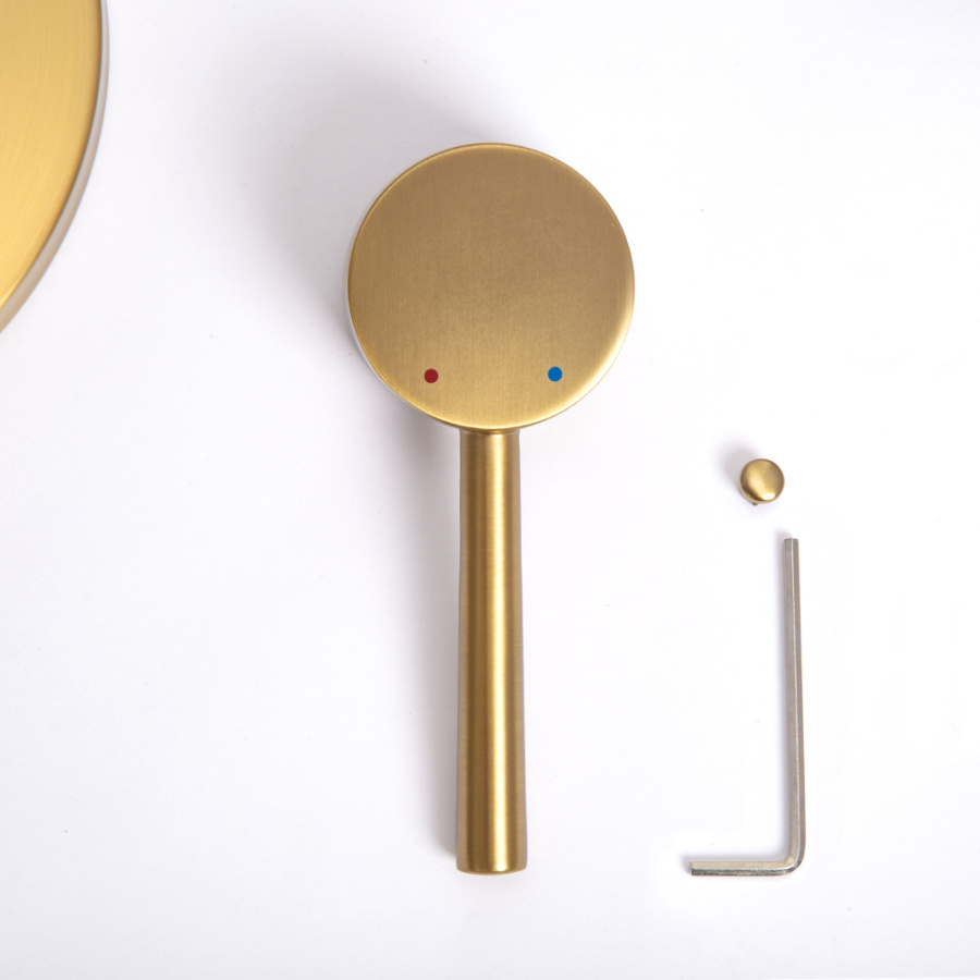 Душевой комплект AVS Slimmer 3в1 брашированное золото Душевой комплект AVS Slimmer 3в1 брашированное золото