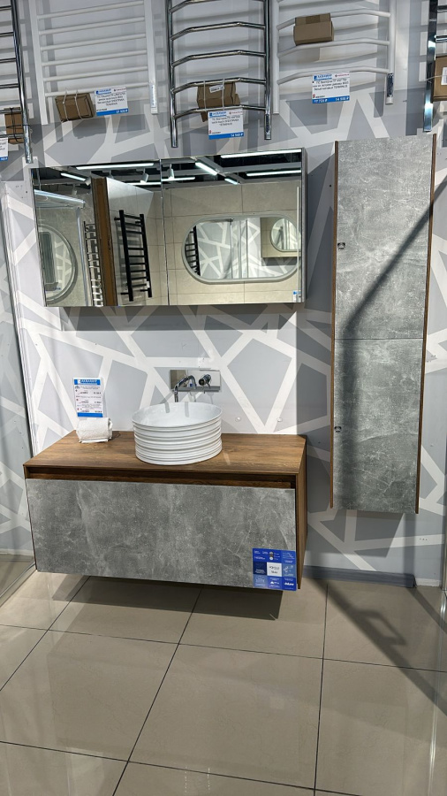 Комплект Корпус тумбы 1200 Дуб + Фасад тумбы Бетон + Фасад зеркального шкафа 120 + Корпус зеркального шкафа Бетон + Корпус пенала 150 Дуб + Фасад Mobi AQWELLA