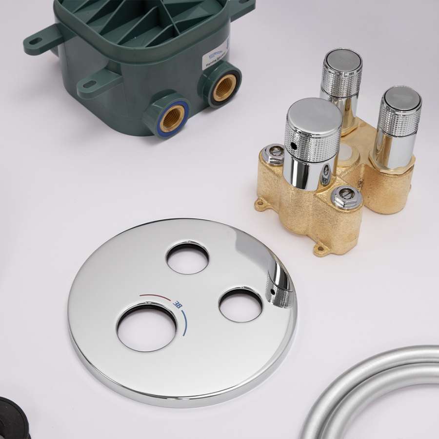 Душевой комплект AVS Luxury 3в1 круглый, хром Душевой комплект AVS Luxury 3в1 круглый, хром